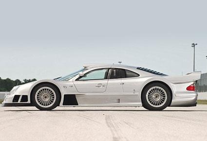 مزاد علني لسيارة مرسيدس بينز CLK GTR النادرة 